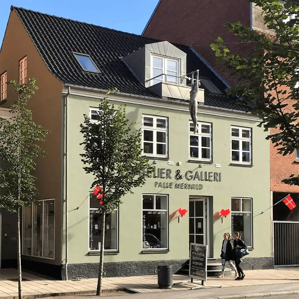 Skulpturer i Galleri Mernild i Herning
