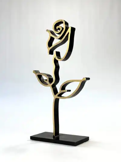 Rose i kontur